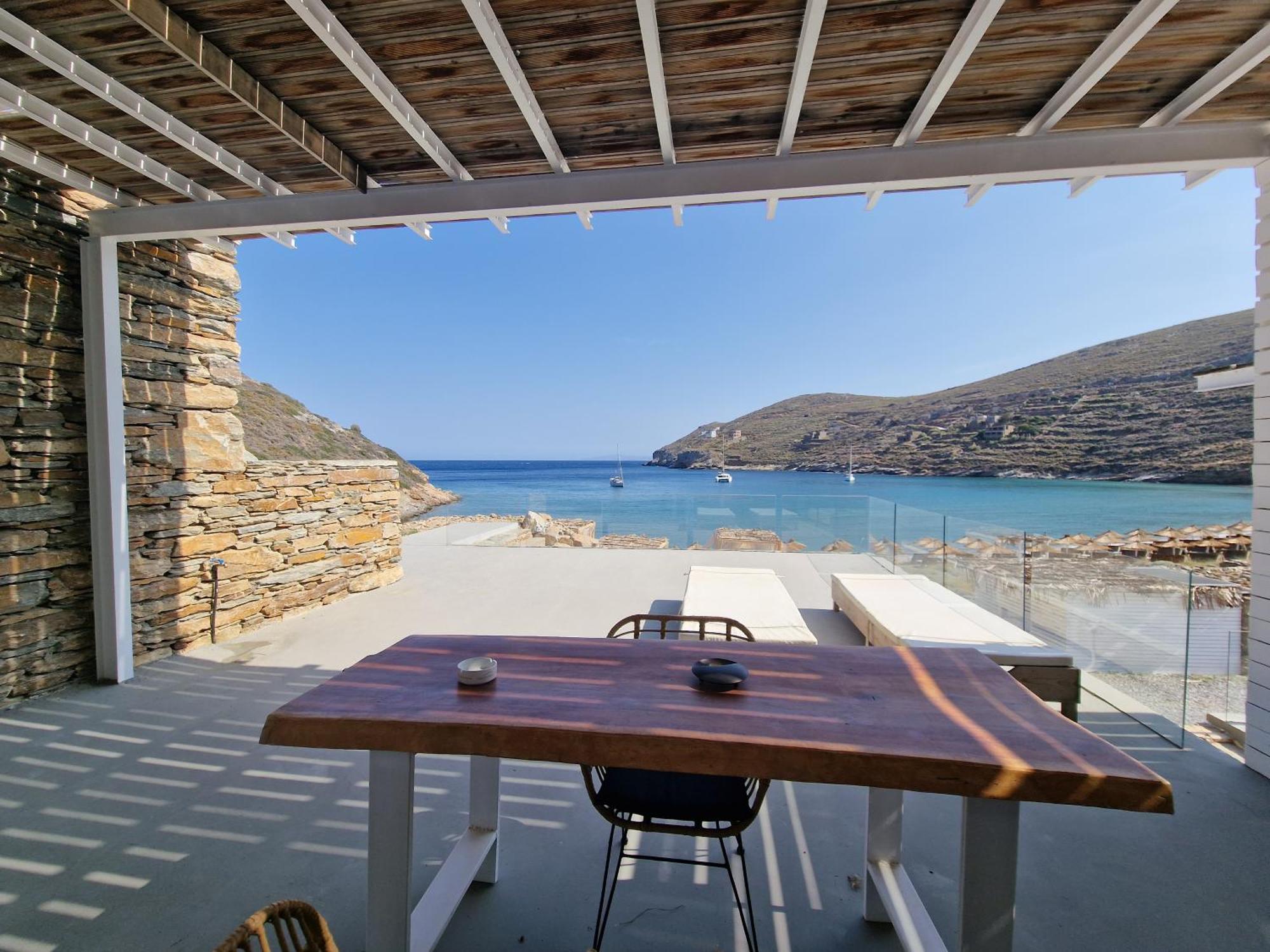 Spathi Beach Suites Kea Room photo